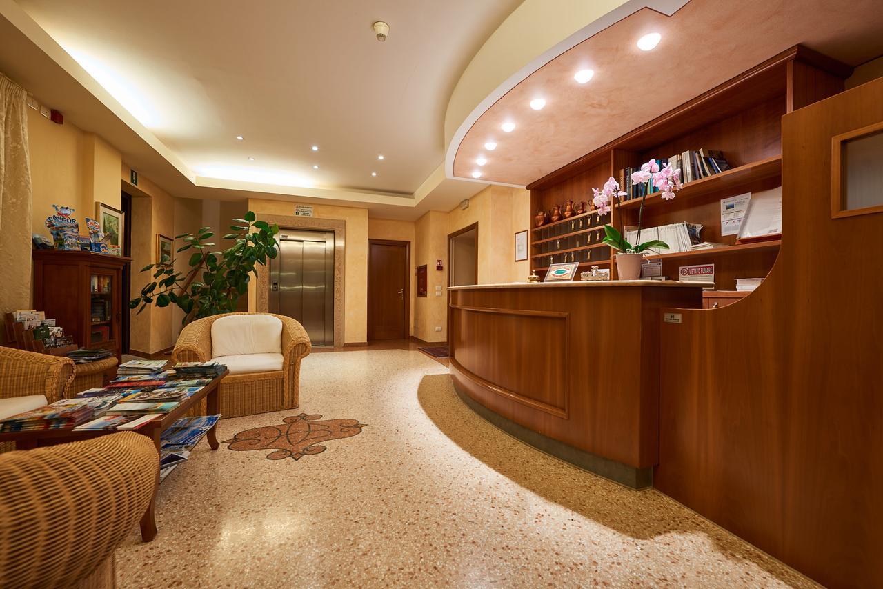 Hotel Belvedere Торрі-дель-Бенако Екстер'єр фото