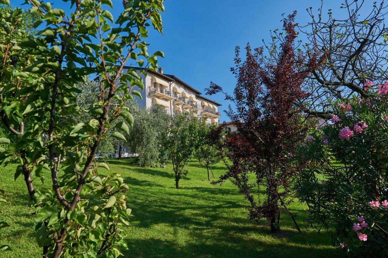 Hotel Belvedere Торрі-дель-Бенако Екстер'єр фото